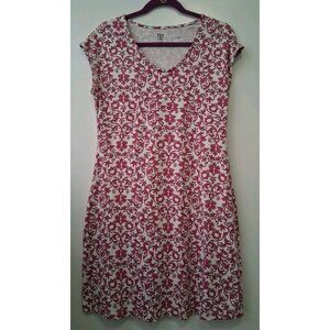Title Nine Dress Paisley Print Performance Fuchsia & White Cap Sleeve Medium